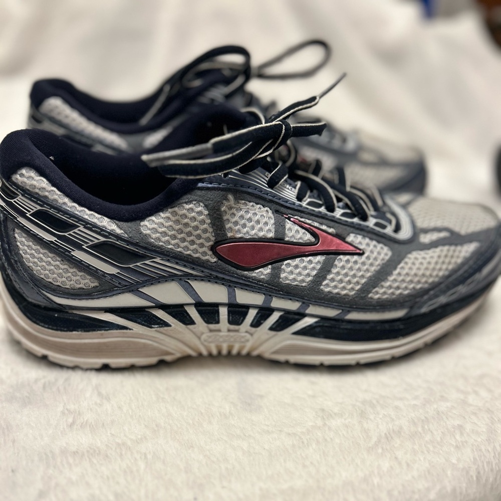 Brooks Black and Gray Athletic Shoes